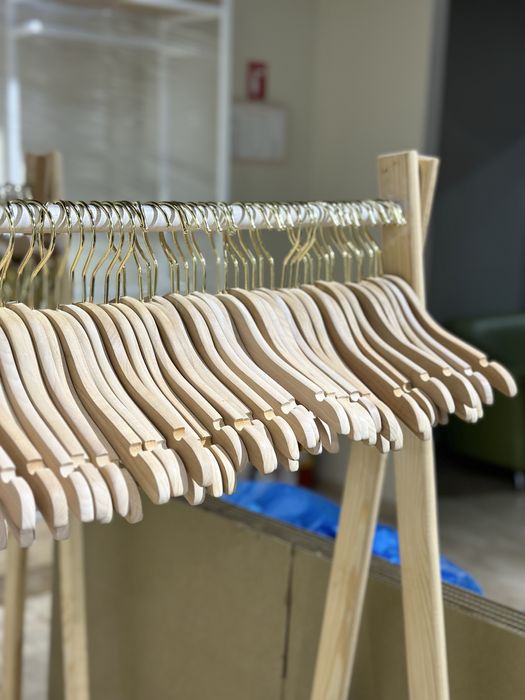 Детские деревянные плечики