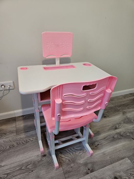 Birou si scaunel reglabil din pal, metal si plastic pentru copii, 69x4