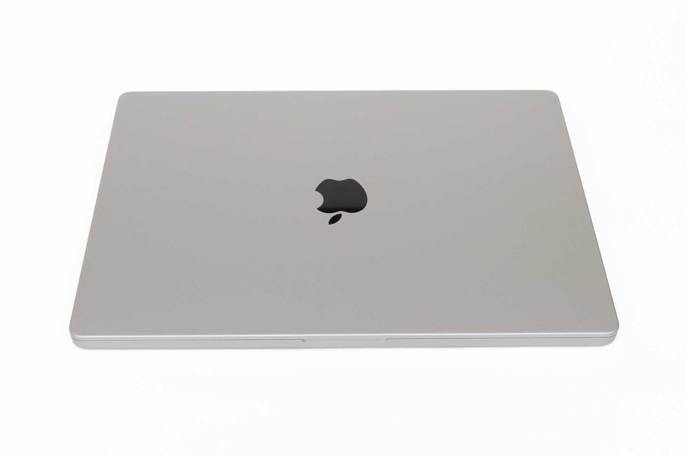 Apple MacBook Pro 16" - M3 Max / 48GB RAM / 1TB - Гаранция