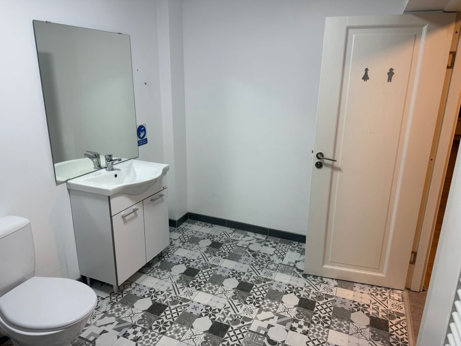 Casă de închiriat în Green City 1 Decembrie