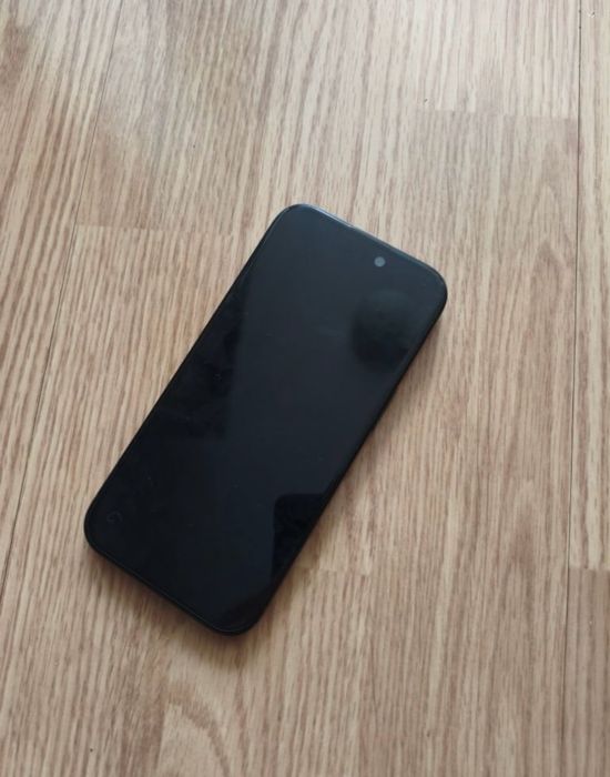 Продам iPhone 15