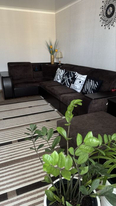 Диван.  Диван.      Диван.