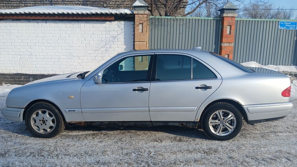 Продам мэрседес w210