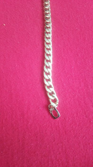 Гривни.         .