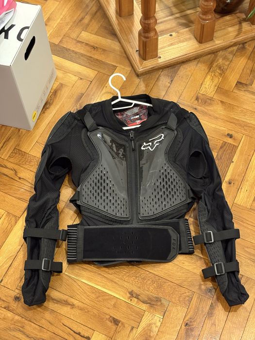 Ризница Fox Titan