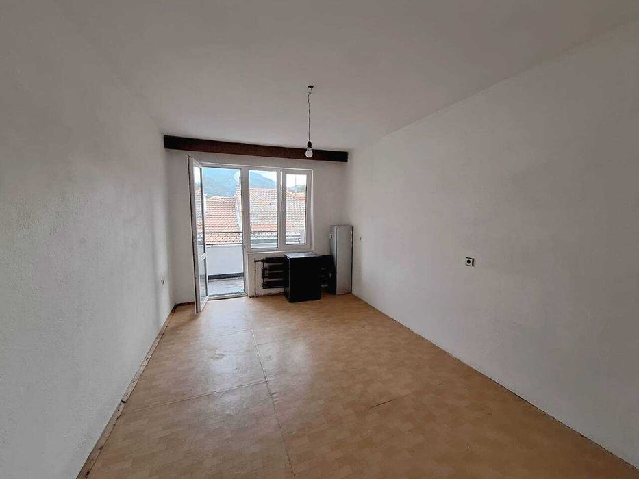 Продава се Тристаен апартамент в Асеновград - 141 кв.м за 503 €/кв.м - Снимка #6