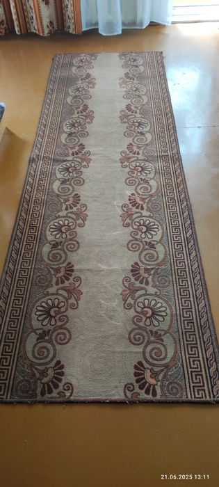 Ковер в отличном состояни .
