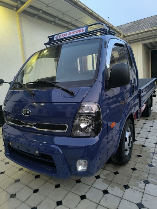 2012йил 1.200лик Киа бонго идеал состаянада сотилади.