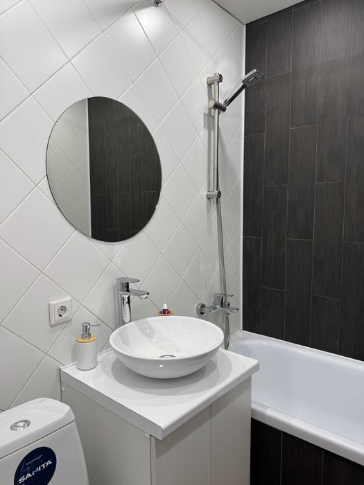 Естая 56 (Гор.сад, ЦУМ)