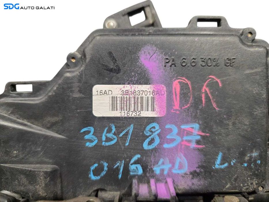 Broasca Incuietoare Usa Portiera Dreapta Fata Volkswagen Golf 4 1998 - 2005 Cod 3B1837016AD [N4398]
