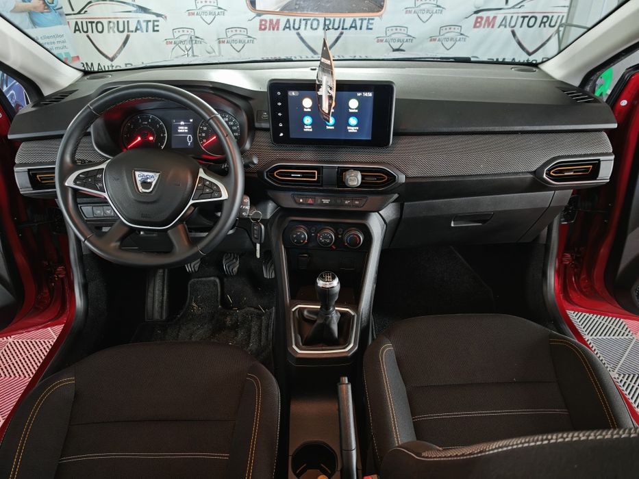 DACIA SANDERO GPL de fabrica  12.000 KM