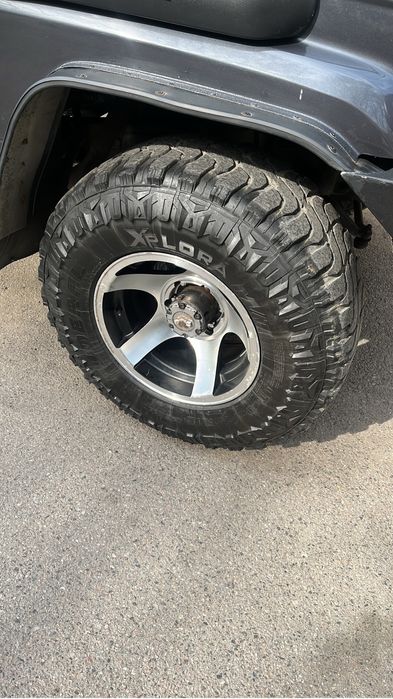 Продам шины с дисками