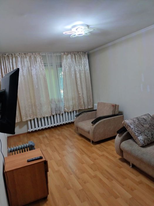 Срочно сдам 3 комнатную квартиру