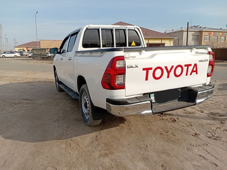 Toyota Hilux 2021