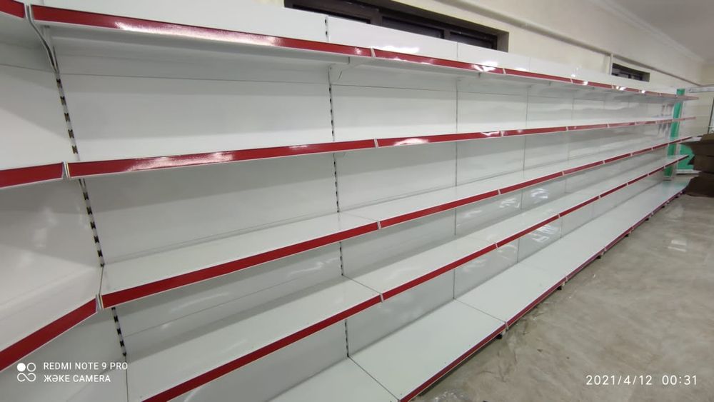 Пристенные стеллажи