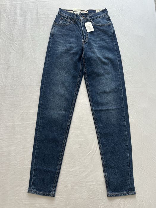Levi’s 80’s Mom Jeans Women’s W24 x L32