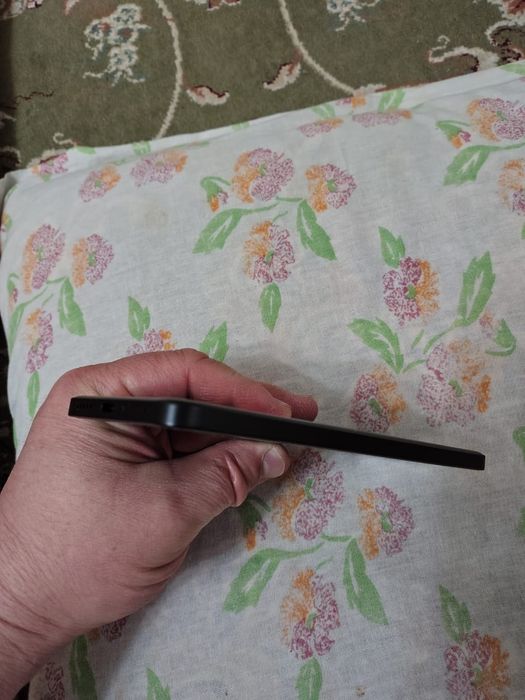 Poco F6 8/256 чёрный