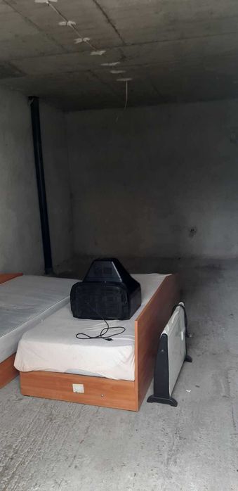 Дава се под наем Гараж / Паркомясто в Търговище, Център - 21 кв.м за 76.5 € - Снимка #1