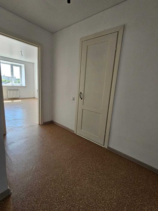 Продам 2 ком квартиру в новостройке