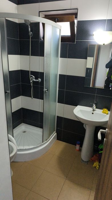 Pf vand apartament 1 cam Carrefour Felicia