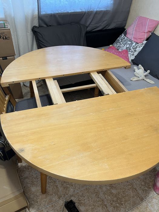 Кухненска маса.Разтегателна