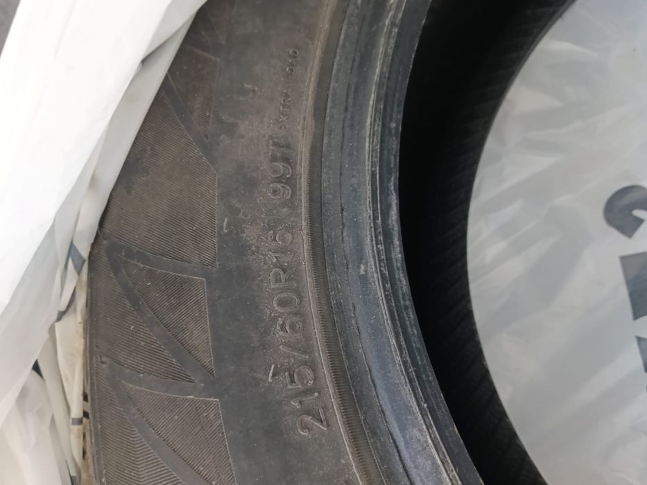 Продам Шины  215/60 R 16 б/у