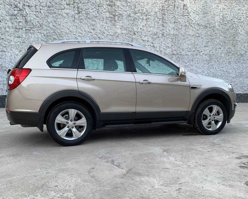 Продам Chevrolet Captiva 3.0 2013 г. — отличное состояние, один хозяин