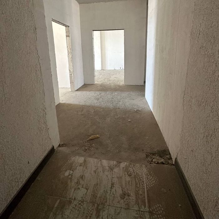 Тезда 3хоналик квартира 3каватда ,8каватлик,лифтлик домдан,Бухара Сити