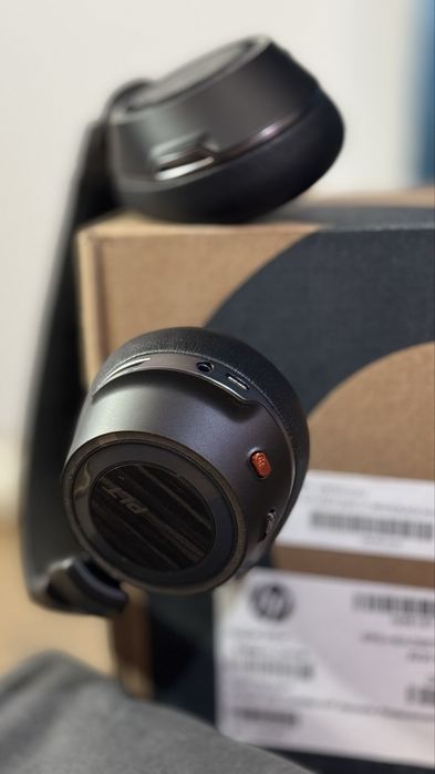 Plantronics Casti Bluetooth Wireless Voyager 8200 UC Black, Noi