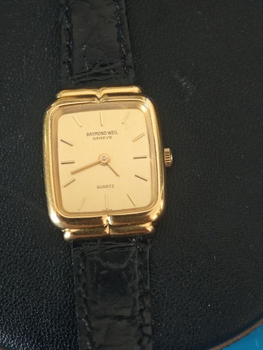 Ceas Raymond Weil Genève Quartz – Carcasă 18K Gold Electroplated – Funcțional + Husă