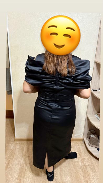 Продам платья, пальто