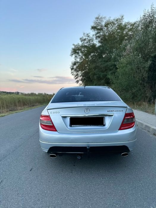 MERCEDES-BENZ C-Class 2009 — imagine 3