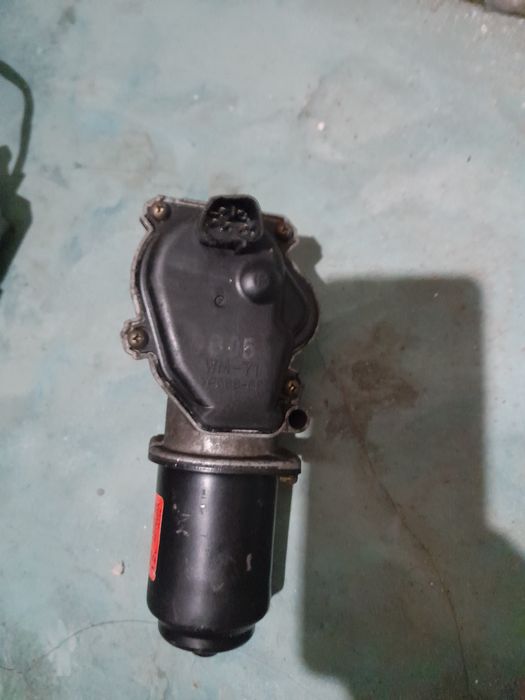 Нисан   Кашкай    дворник     моторчик   продам