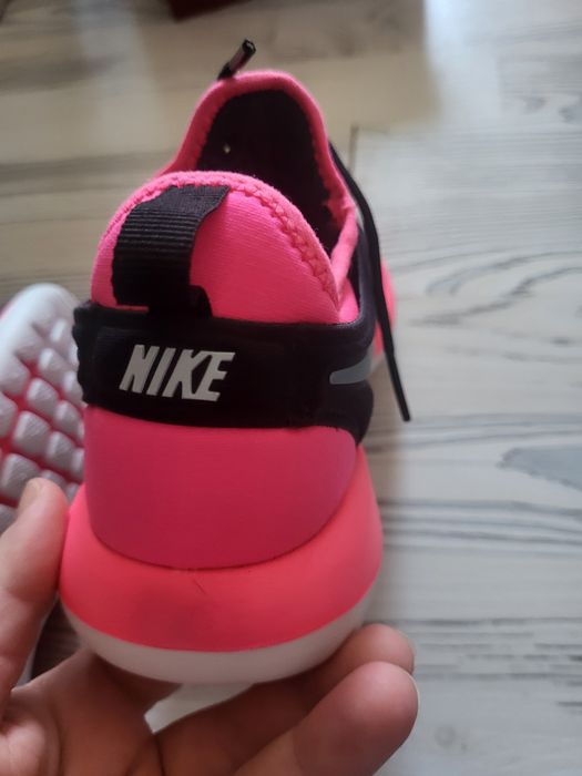 Vând Adidași Originali