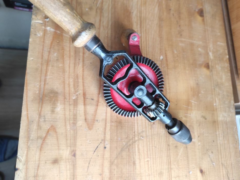 Английска Ръчна дрелка