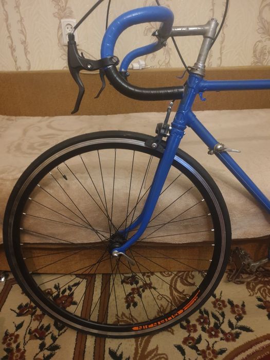 Спортивный велосипед