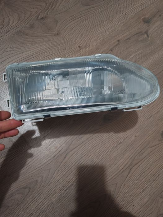 Продам фара новый 2115