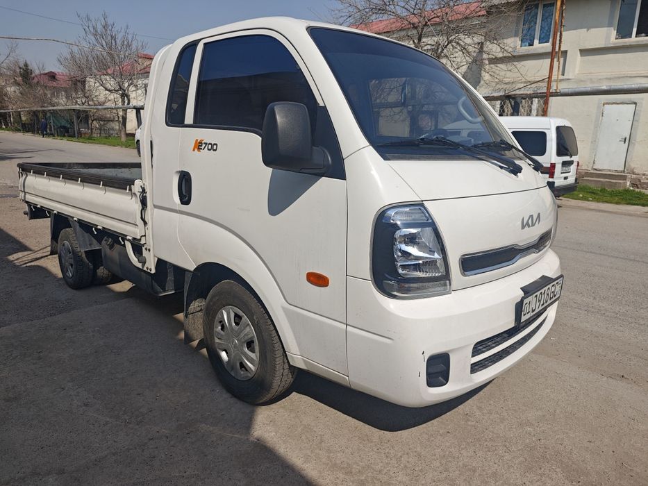 Kia bongo 3 k2700