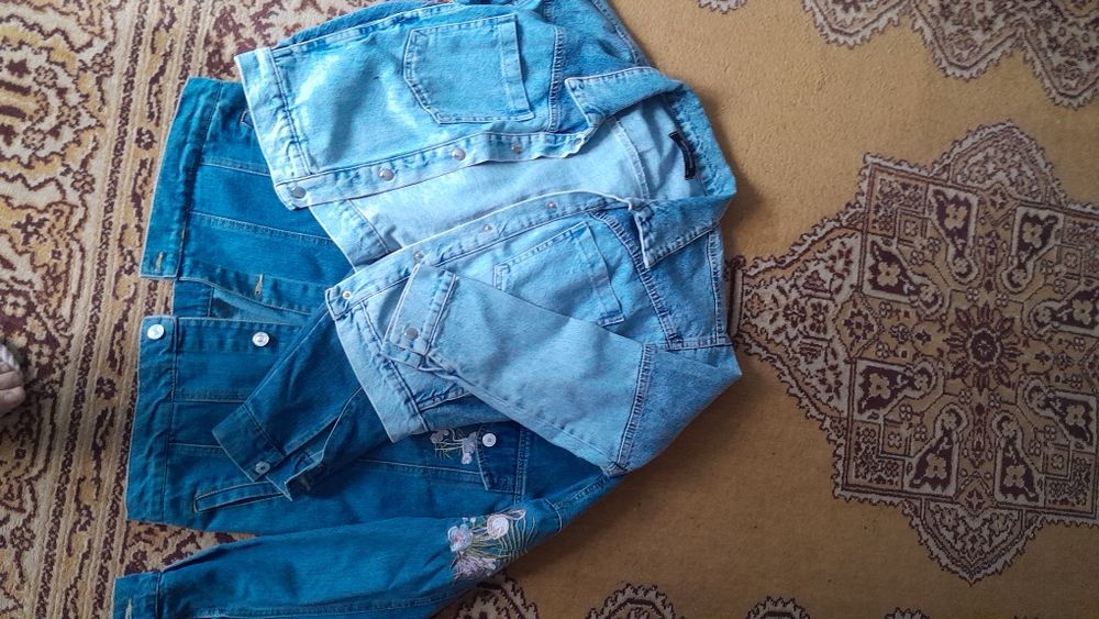 Продам куртки разные