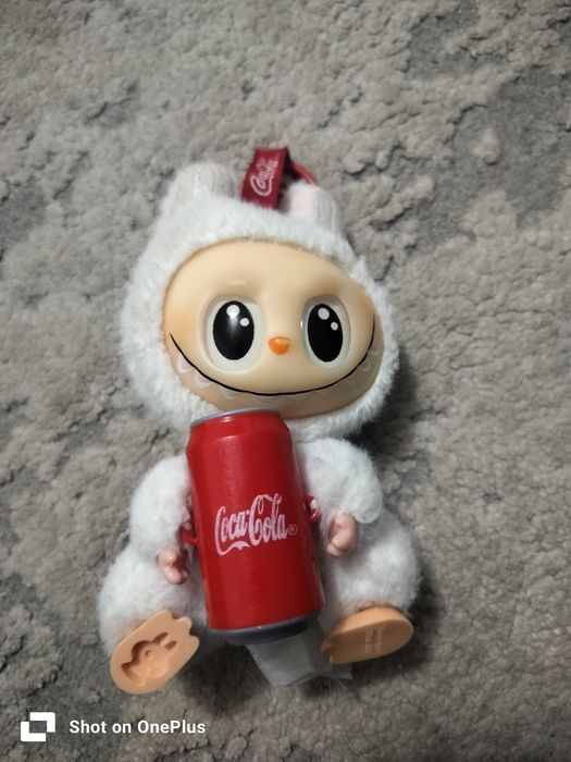 Продам оригинал лабубу