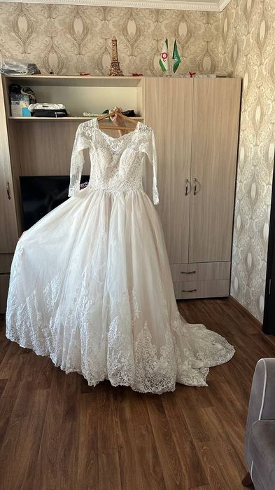 Продам свадебное платье