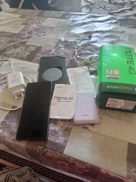 INFINIX HOT 40 telifon