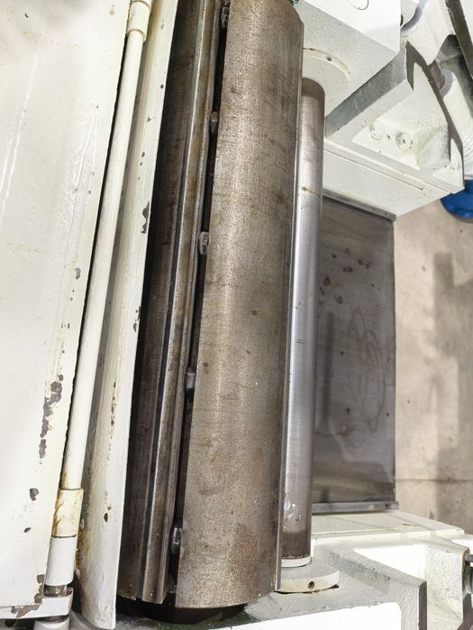 Абтихт щрайхмус на 400мм, с 4 ножа и 2 скорости.