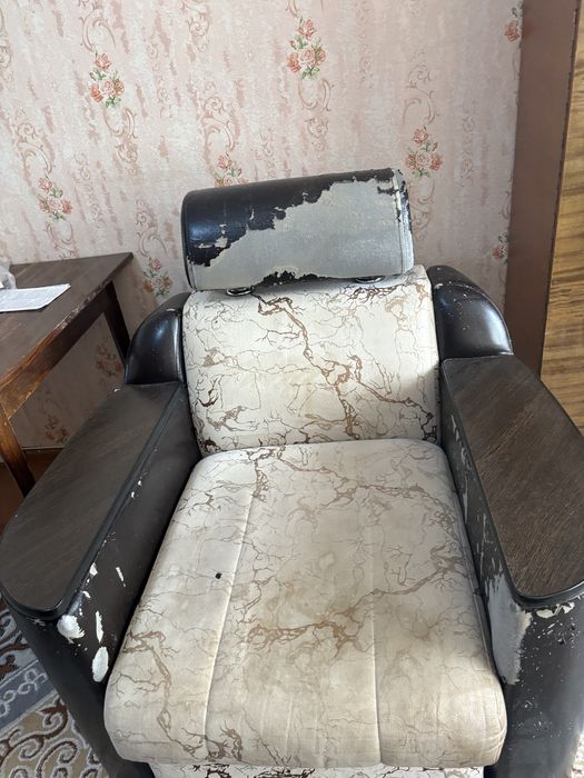 Кресло с коробом