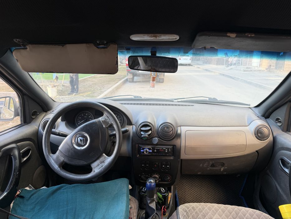 Логан  продам машину дешево