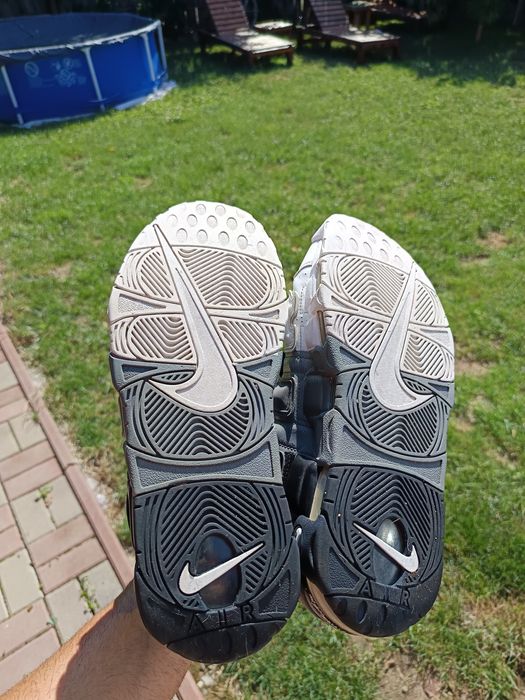 Adidas Nike A I R More uptempo