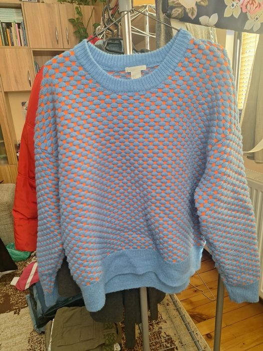 Дамски жилетки и пуловери, блузи  М размер