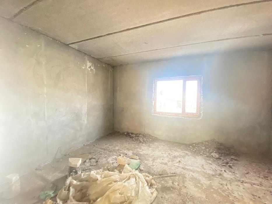 Срочно!!! Продам дом в три уровня.