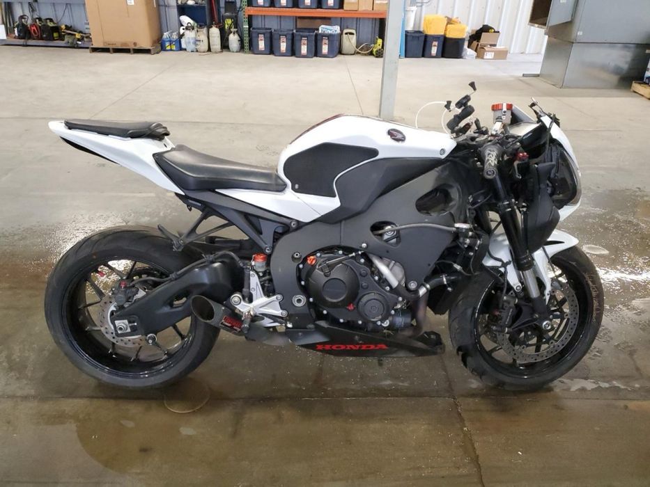 Хонда ЦБР 1000рр за части 2014г п