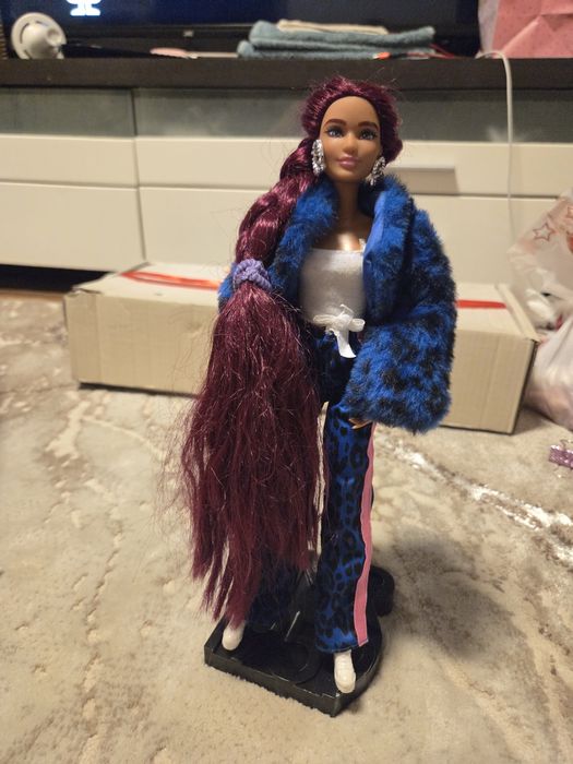 Papusi Barbie Extra toate la 150 lei